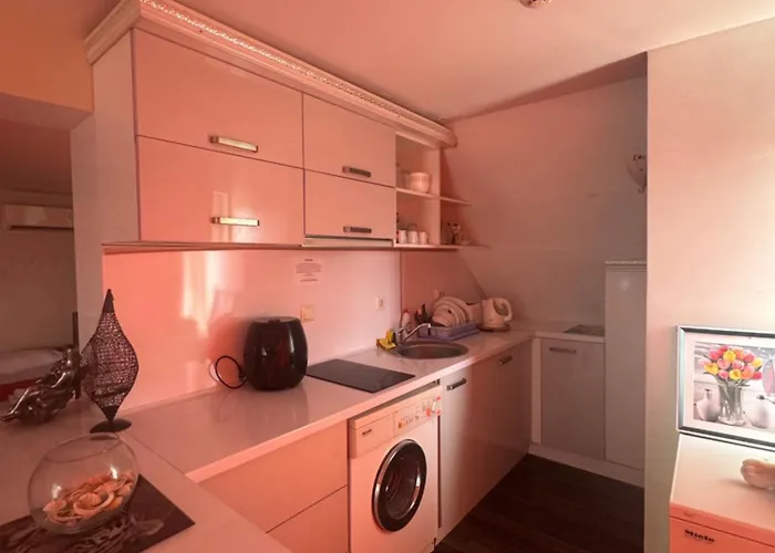 Residensia Bahami Hotel 3*