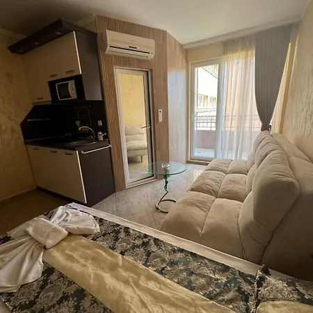 Residensia Bahami 3* ساني بيتش