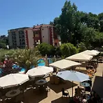 Residensia Bahami Отель