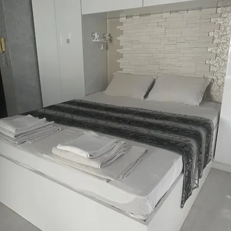 Отель Residensia Bahami Солнечный берег